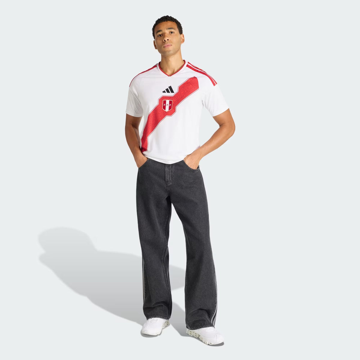 Peru 26 Home Replica Jersey