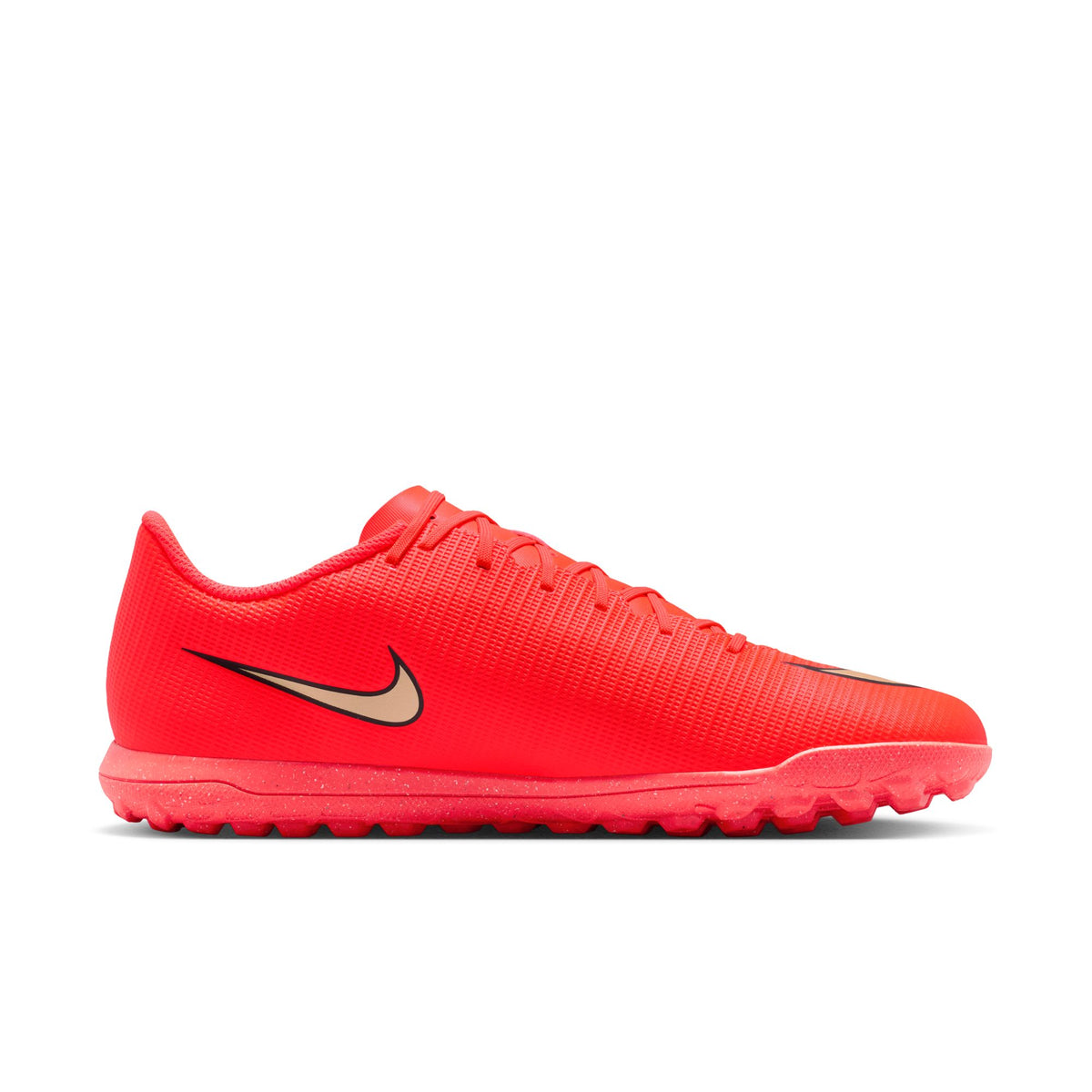 Vapor 17 Club Turf Soccer Boots