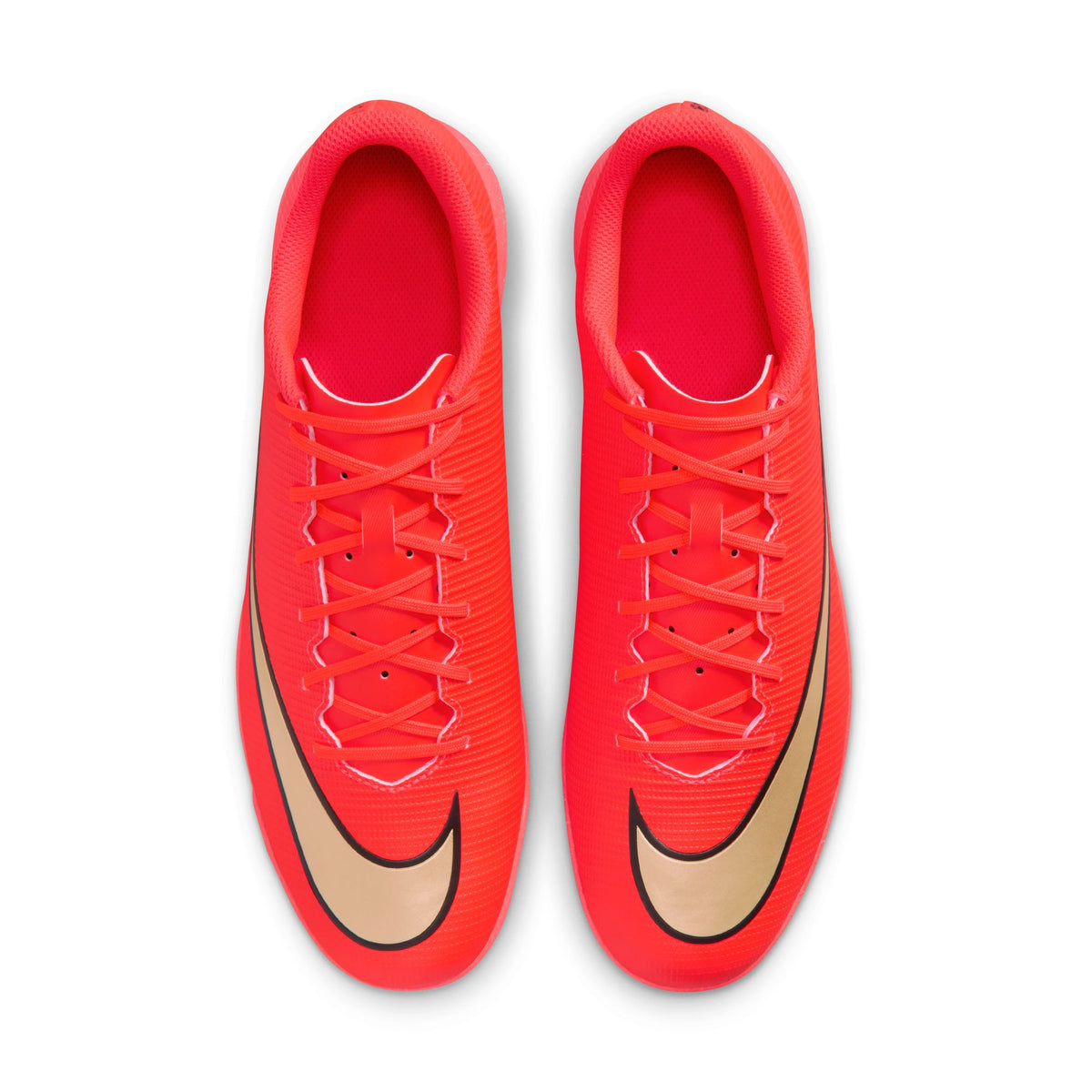 Vapor 17 Club Turf Soccer Boots