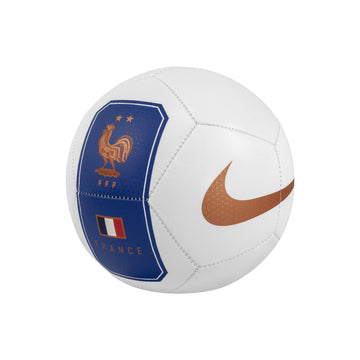 France 26 Skills Ball