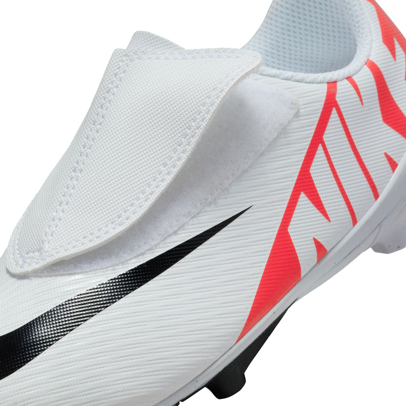 JR Mercurial Vapor 15 Club Multi-Ground Soccer Boots (Little Kid Sizes 8C - 13.5C)
