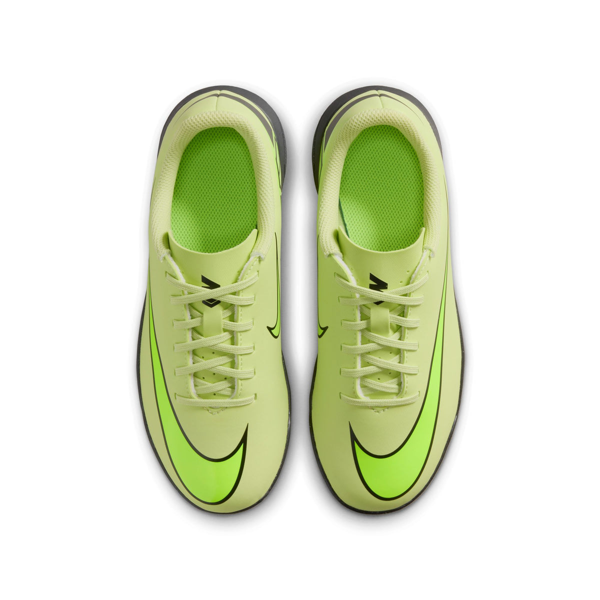 JR Vapor 16 Club Turf Soccer Boots - Max Voltage Pack