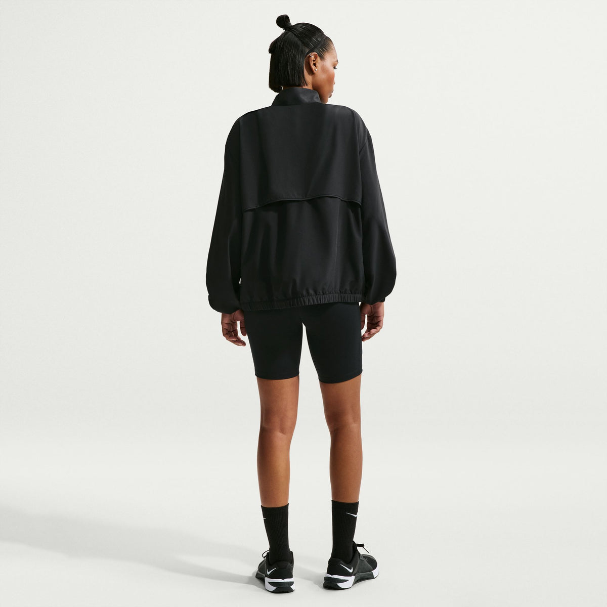 Nike One Women's High-Waisted 8" Biker Shorts with Pockets