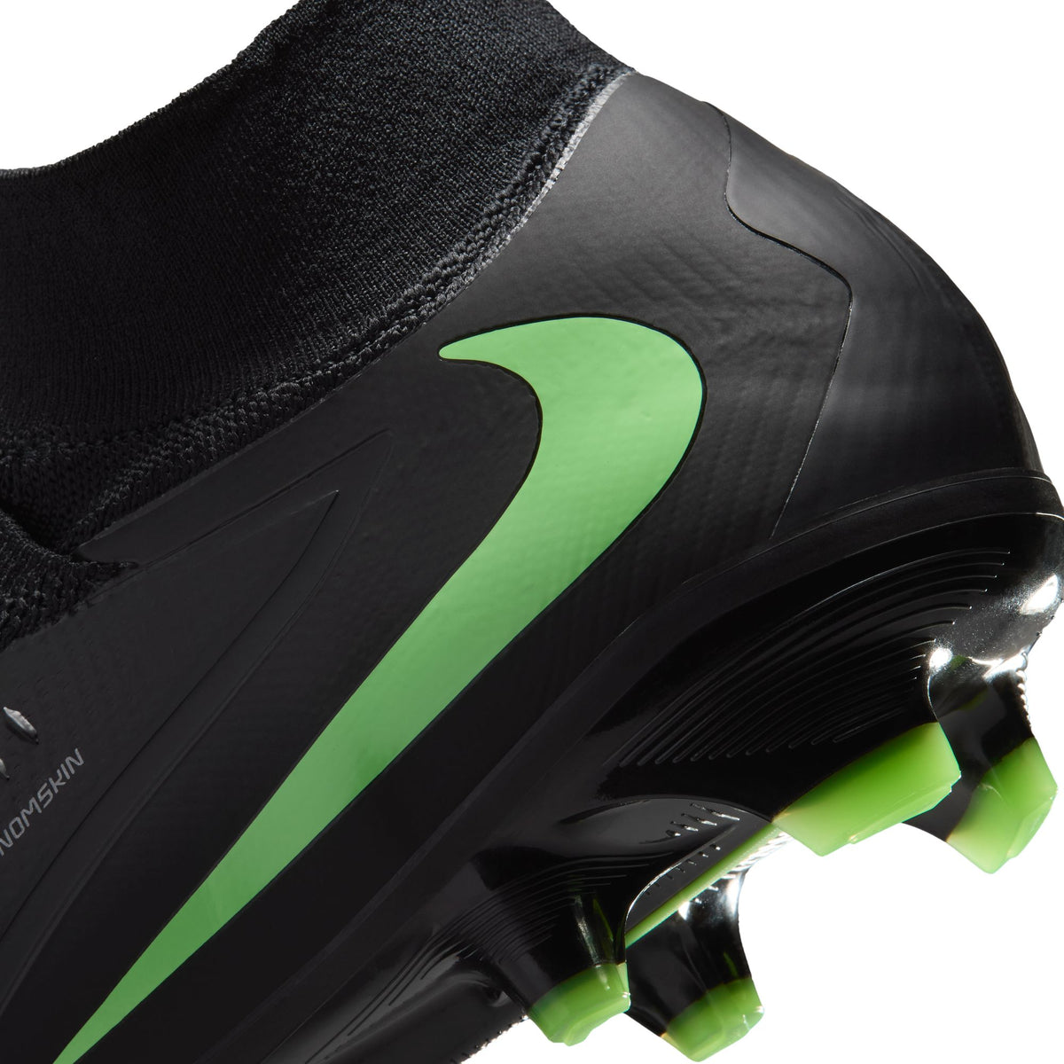 Phantom 6 High Pro Firm Ground Soccer Boots