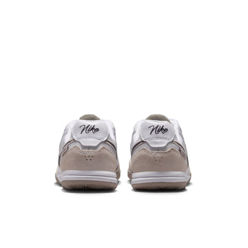 Nike Jr. Tiempo Streetgato Indoor Soccer Boots