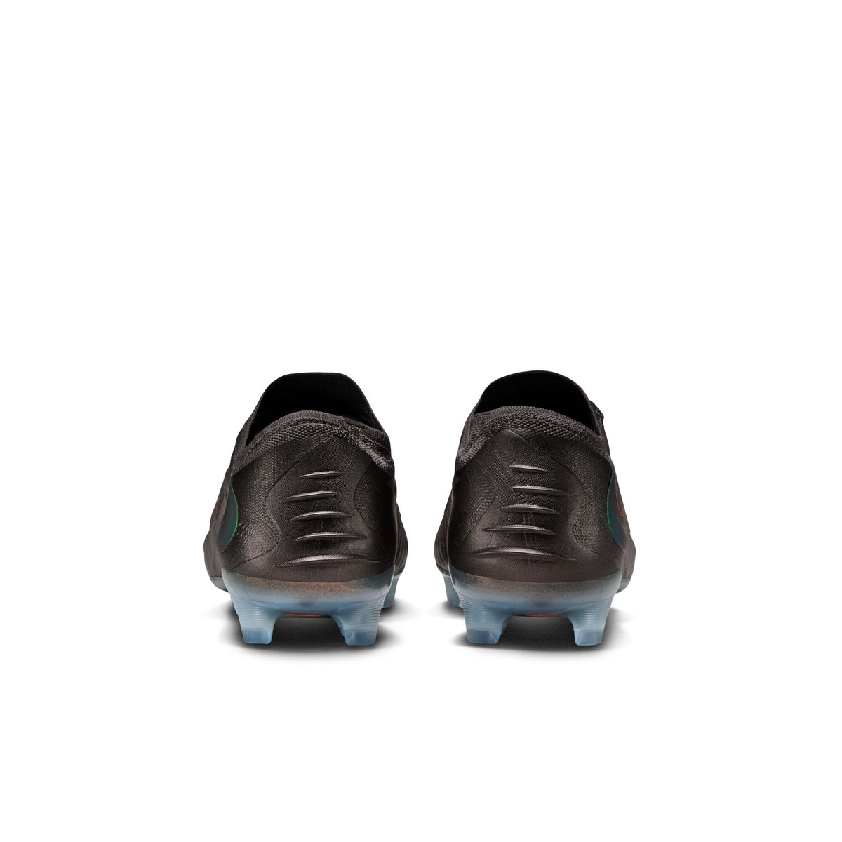 Phantom 6 Low Elite LV8 Firm Ground Soccer Boots