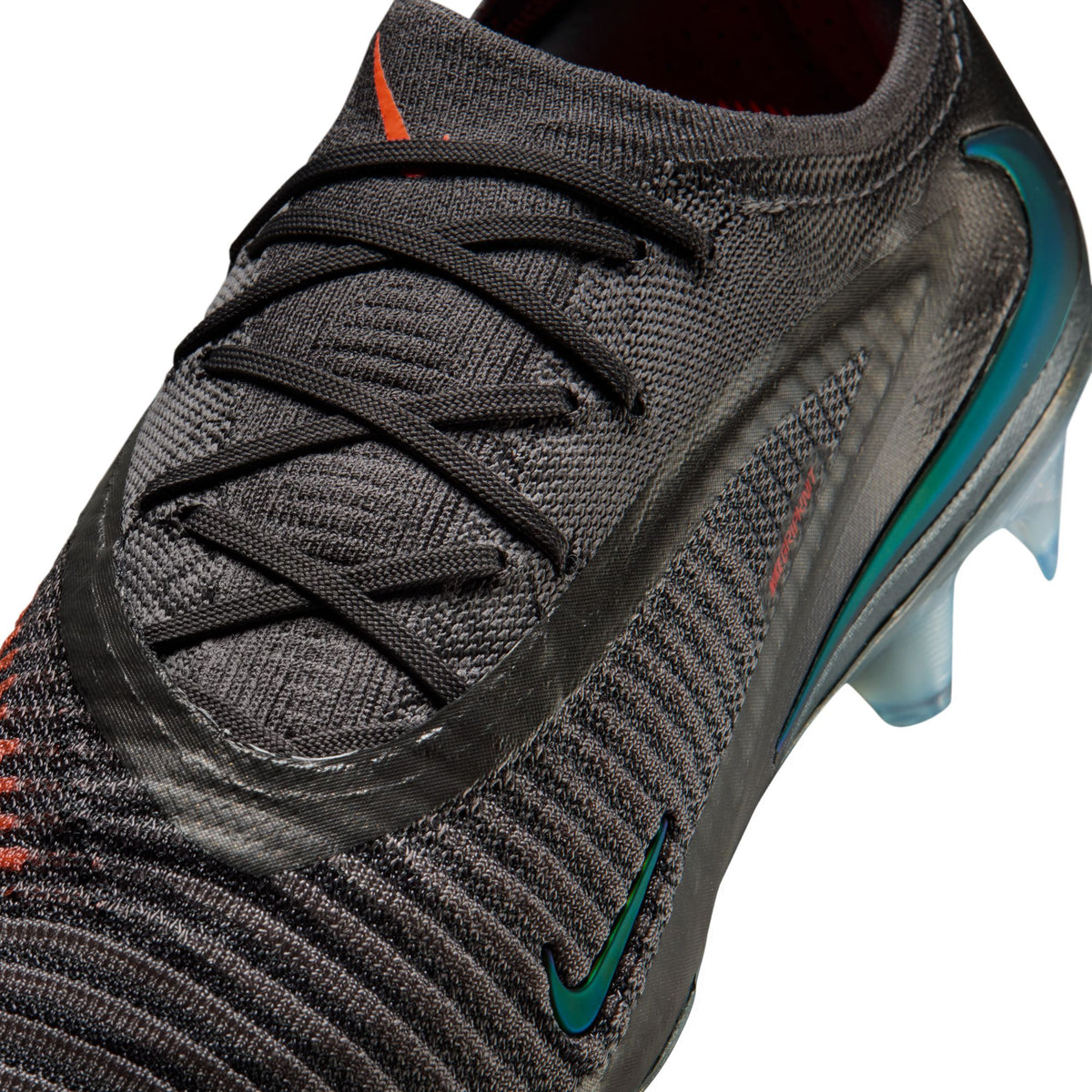 Phantom 6 Low Elite LV8 Firm Ground Soccer Boots