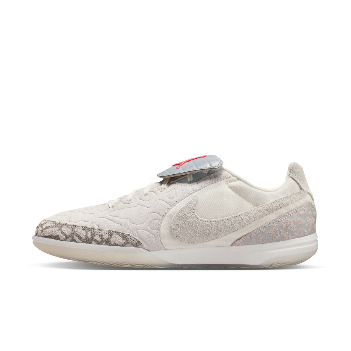 Nike Tiempo Streetgato SE Indoor Soccer Boots