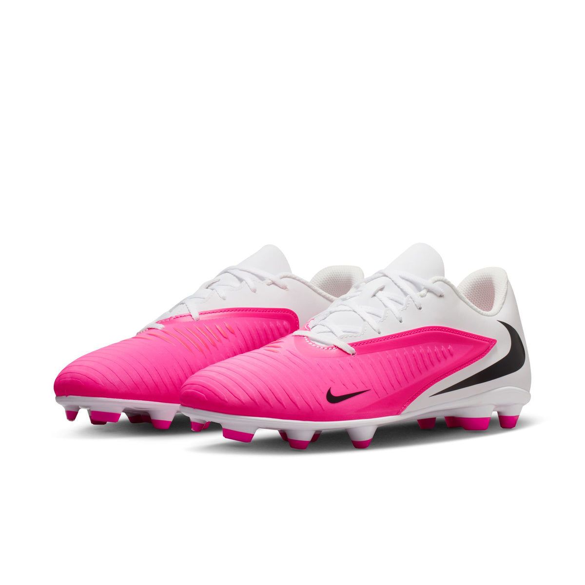 Phantom 6 Low Club Multi Ground Boots - 2026 World Cup Pack