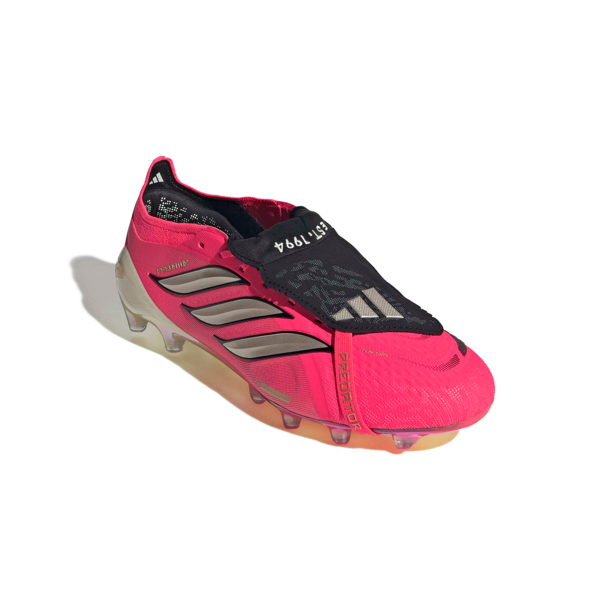 Predator Elite Fold-over Tongue Artificial Ground Soccer Boots - World Cup 26 Pack
