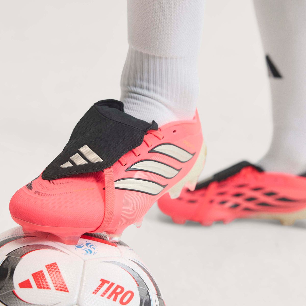 Predator Pro Fold-Over Tongue Firm Ground Soccer Boots - World Cup 26 Pack