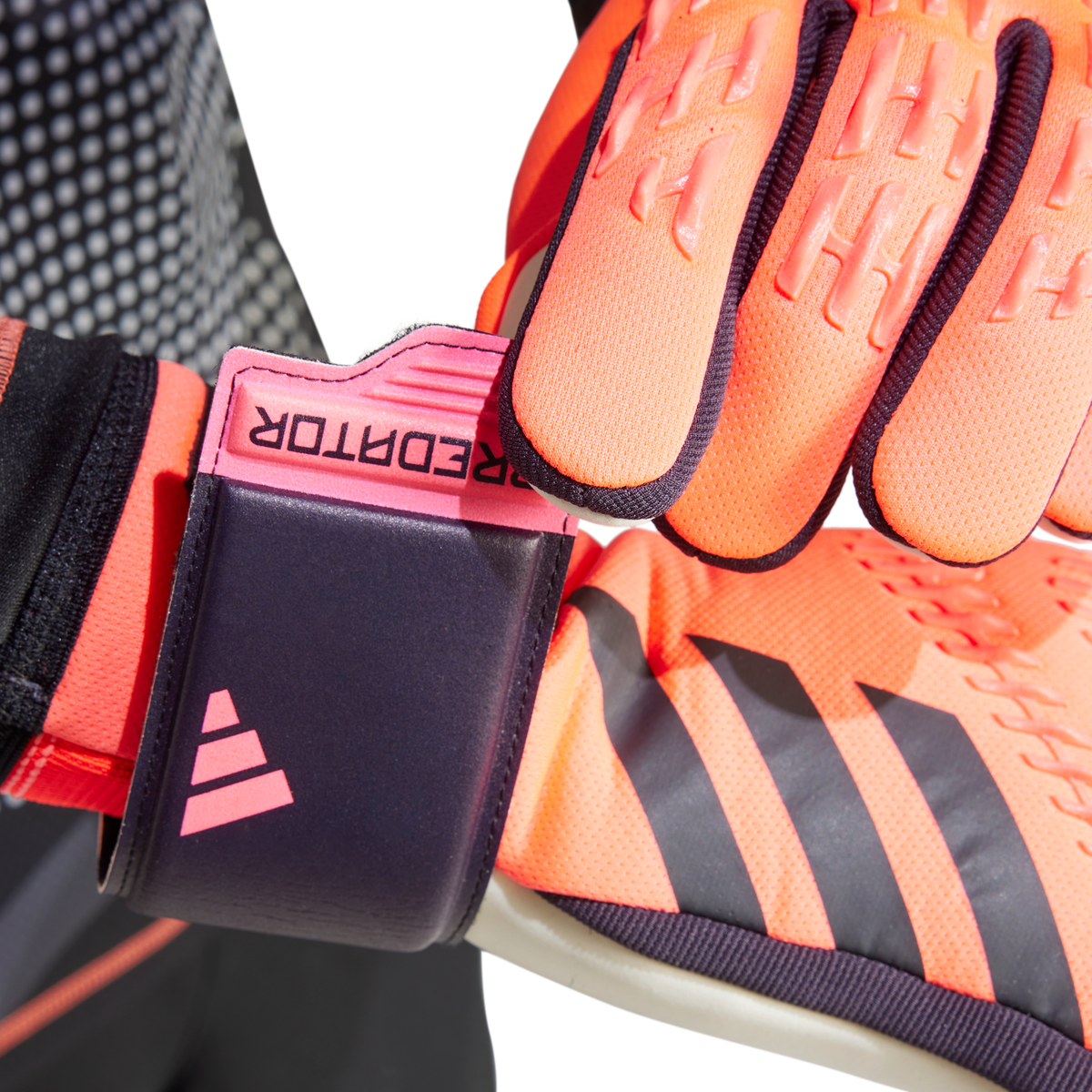 Predator League Goal Keeper Gloves