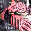 Predator Match Fingersave Goal Keeper Gloves