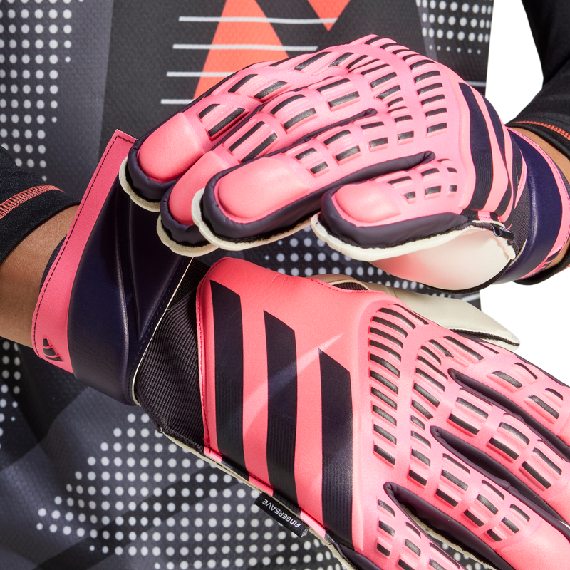 Predator Match Fingersave Goal Keeper Gloves