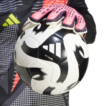 Predator Match Fingersave Goal Keeper Gloves