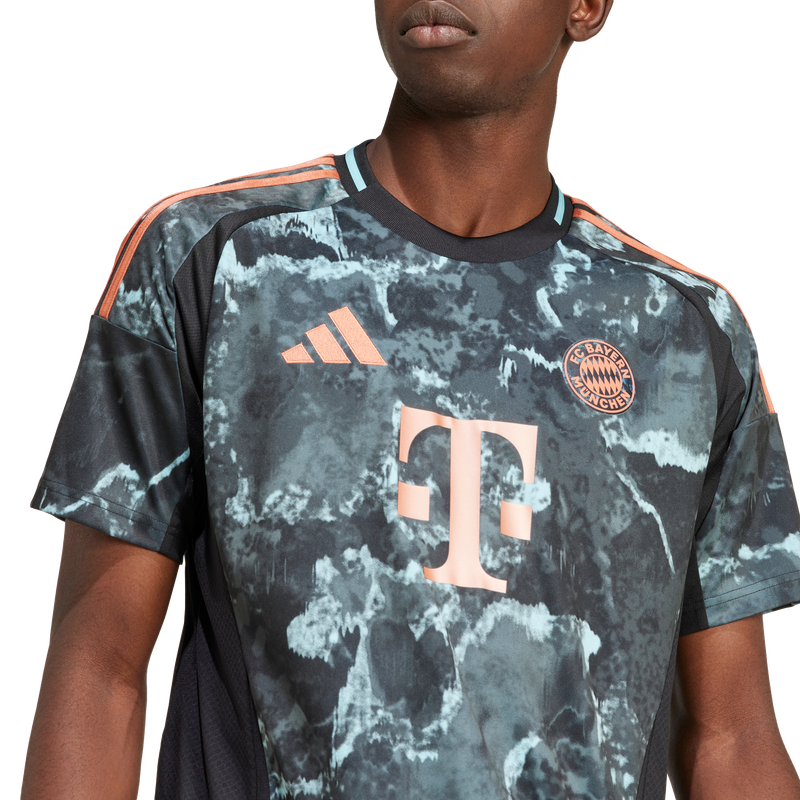FC Bayern Munich 2024/25 Away Replica Jersey