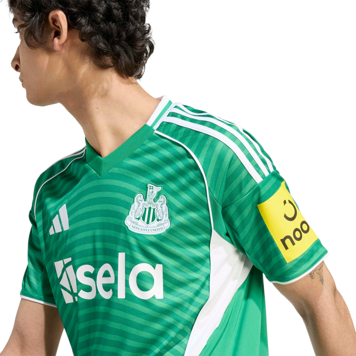 Newcastle United 2025/26 Replica Away Jersey