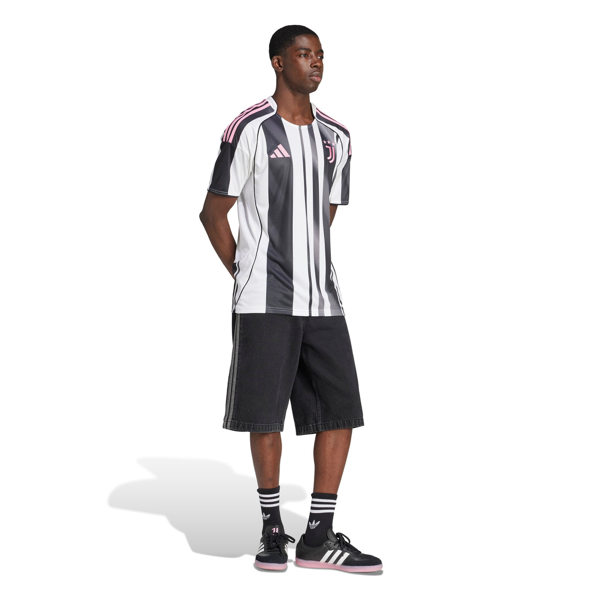 Juventus 2025/26 Home Replica Jersey