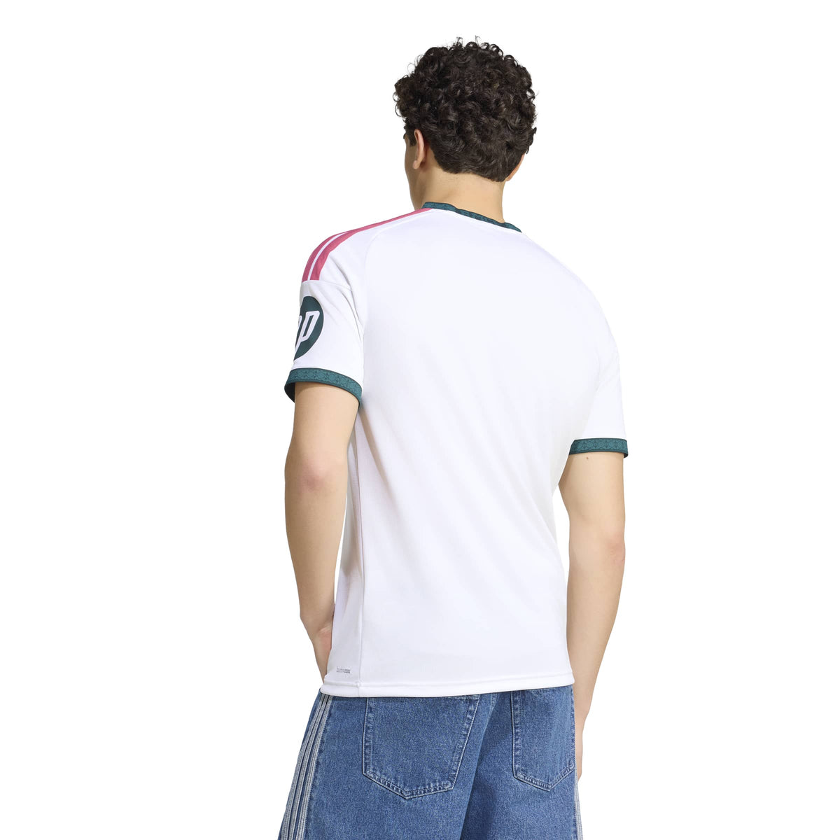 Real Madrid 26/27 Replica Home Jersey