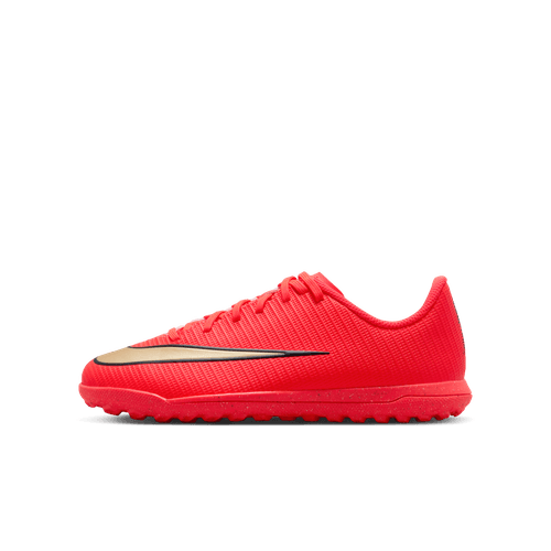 JR Vapor 17 Club Turf Soccer Boots