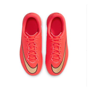JR Vapor 17 Club Turf Soccer Boots