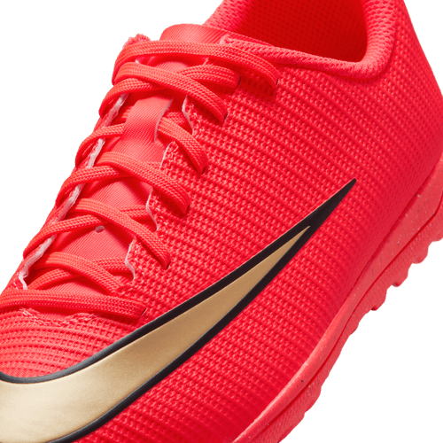JR Vapor 17 Club Turf Soccer Boots